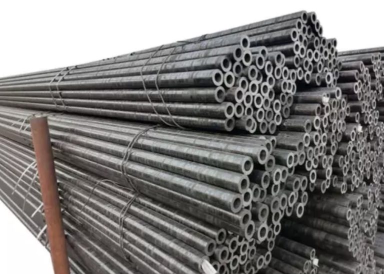 Manufacturer Seamless Steel Pipe 1020 Black DIN GB Carbon Best Price Superior Quality Black-1-min